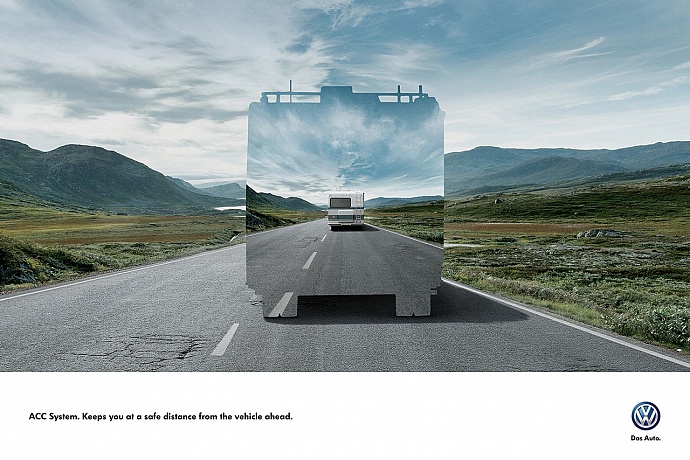 Volkswagen ACC System: Safe distance, 2