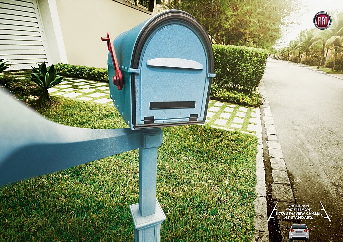 Fiat: Selfies - Mailbox