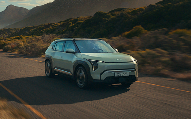 Kia Launches Global Campaign "A Moving Power" by Innocean Berlin for its Compact EV SUV, the Kia EV3