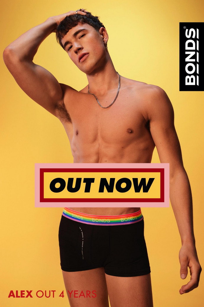 Bonds: Out Now, 1