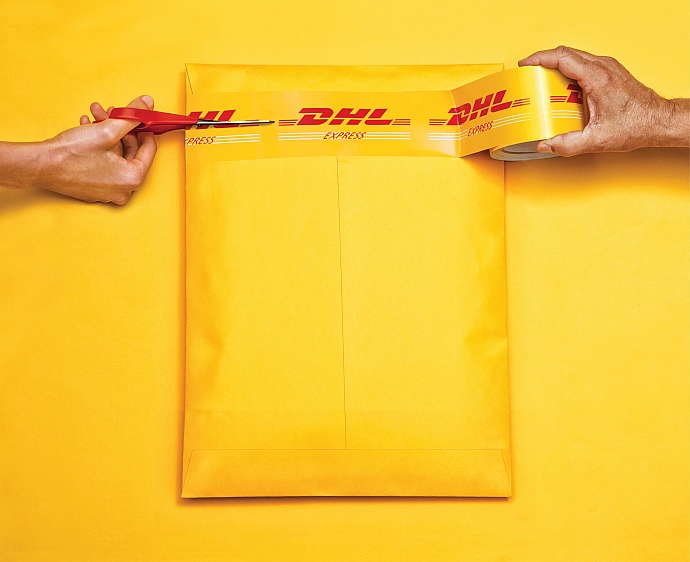 DHL: Hands, 3