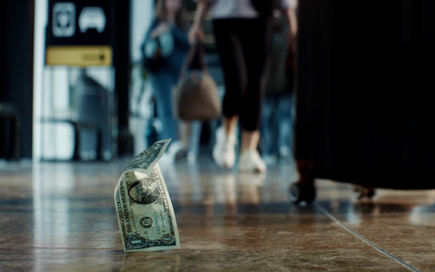 Lyft Warns Americans About Growing Crisis: Abandoned Money