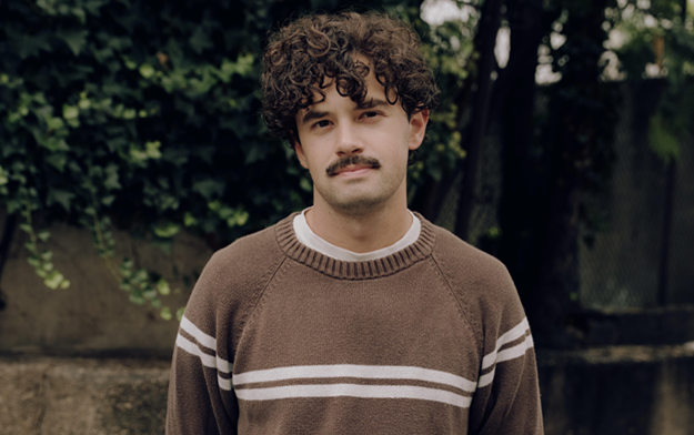 Florence Signs Director Jake Vriez Elaar